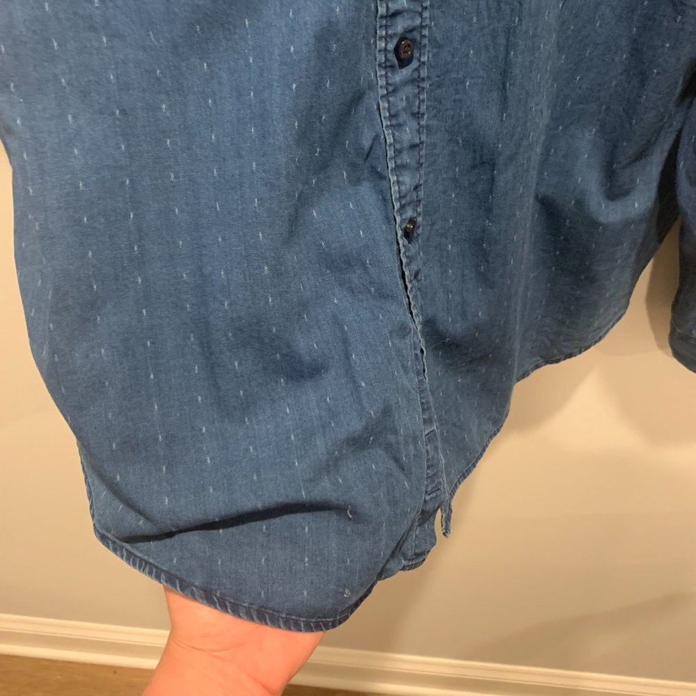 Thomas Dean Long Sleeve Button Up, Blue with subtle Pattern, XL - Picture 3 of 4